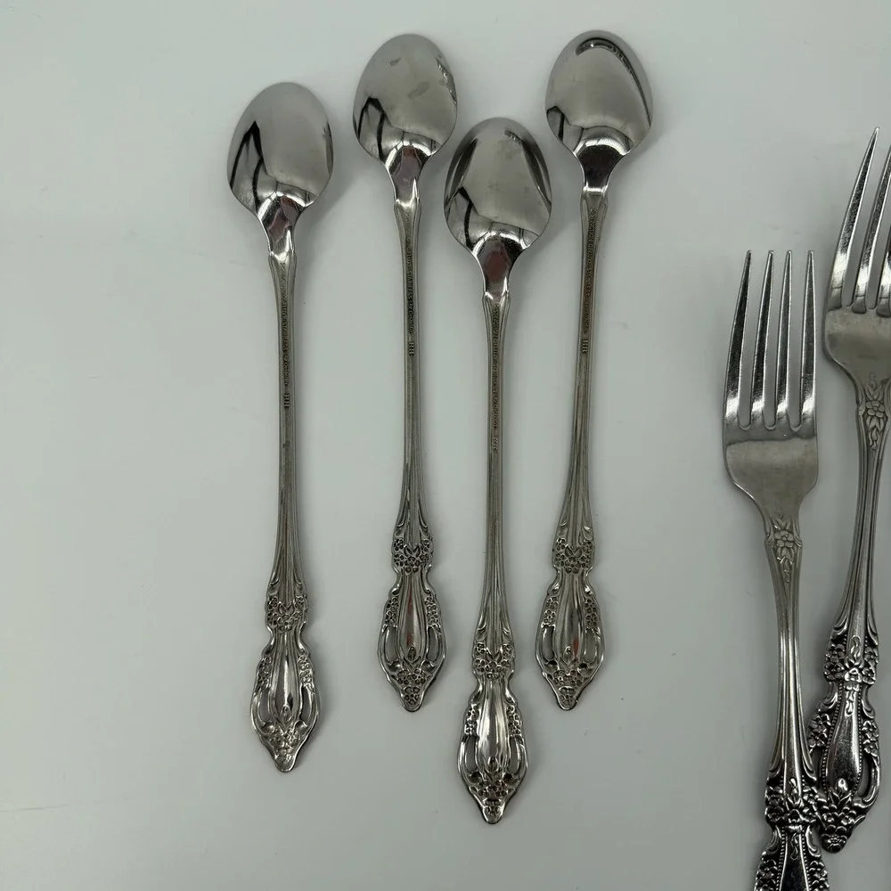 Oneida Raphael Stainless Flatware 15 Piece Set Pierced Knives Forks‎ Spoons
